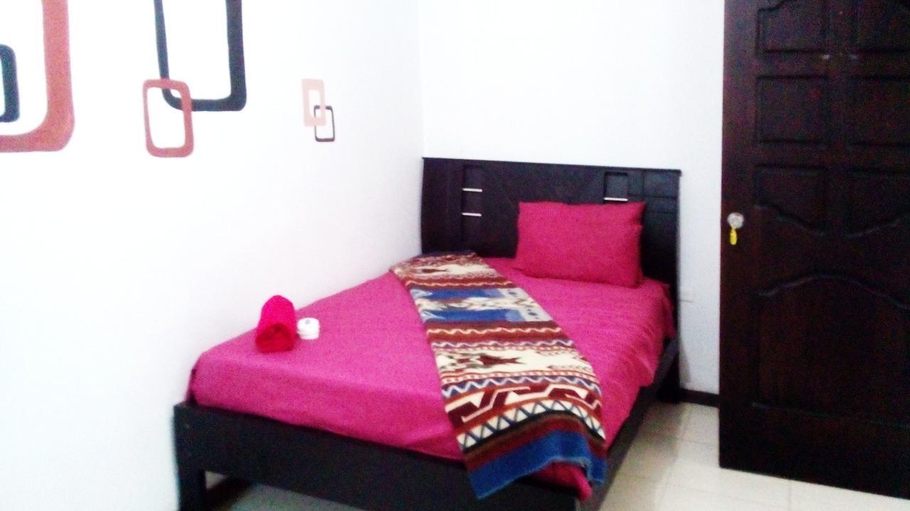 The Backpacker Hostal Ibarra Bagian luar foto