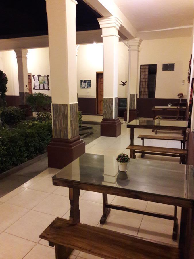 The Backpacker Hostal Ibarra Bagian luar foto