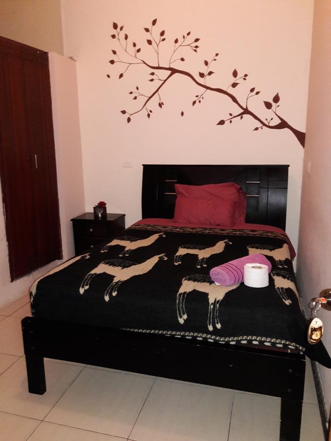 The Backpacker Hostal Ibarra Bagian luar foto